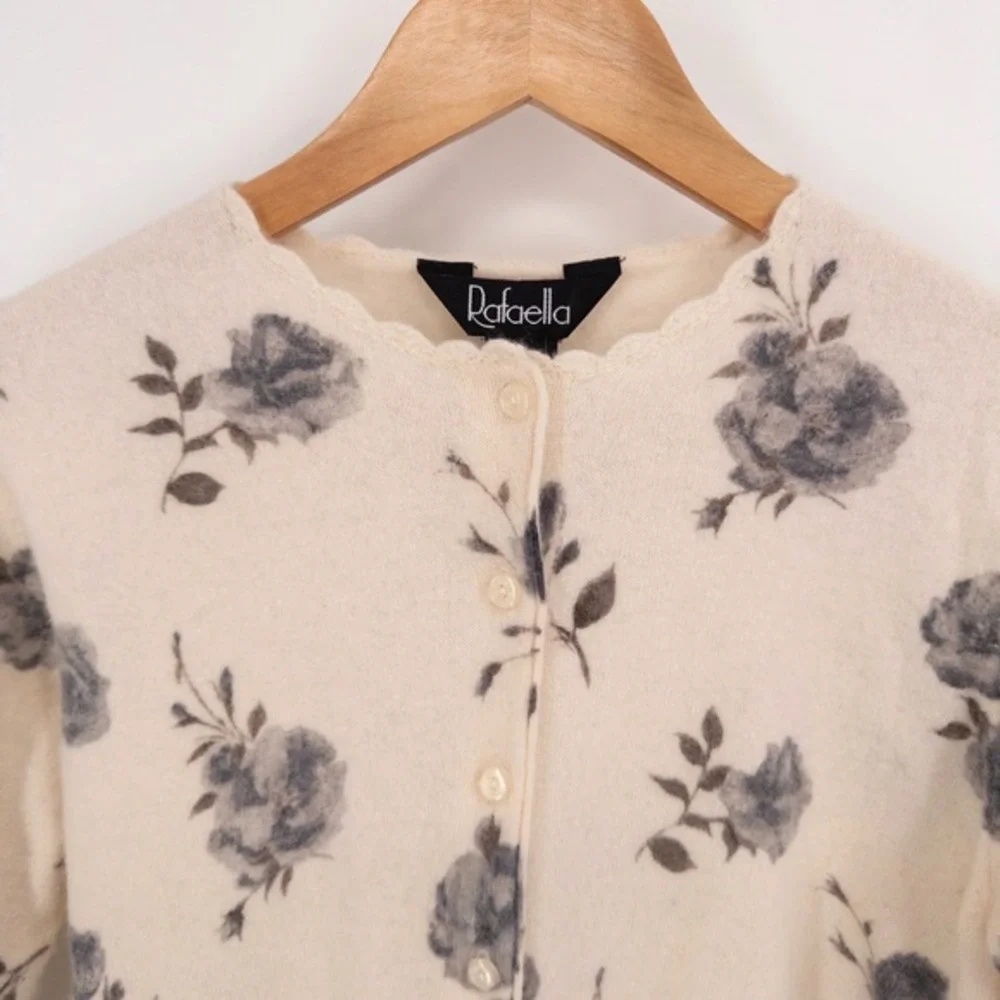 Vintage Floral Cardigan Sweater Womens M Cottage Light‎ Academia Feminine Cream - Picture 3 of 11
